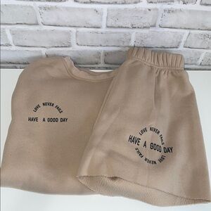 ✨Beige Crew Neck and Shorts with Black Text Set Size M✨